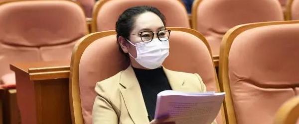 天津市政協委員張榮華在天津兩會上