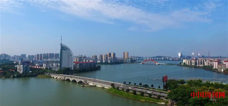 湖北鄂州全景.jpg