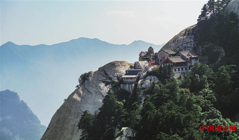 攝圖網_501715120_五岳之西岳陜西西安華山（企業商用）.jpg