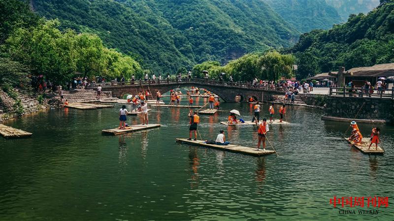 攝圖網_501596945_云臺山竹排景色(企業商用).jpg