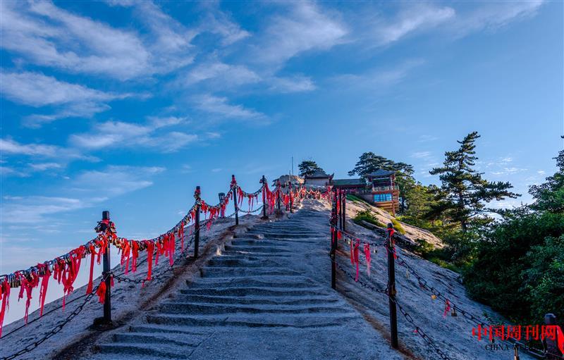 攝圖網_501042757_自古華山一條路(企業商用) (1).jpg