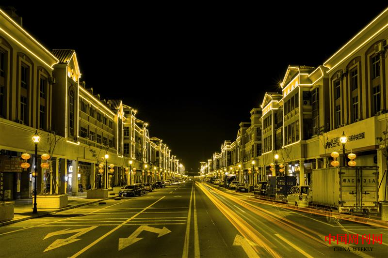 長安鎮錦廈社區街道夜景.png